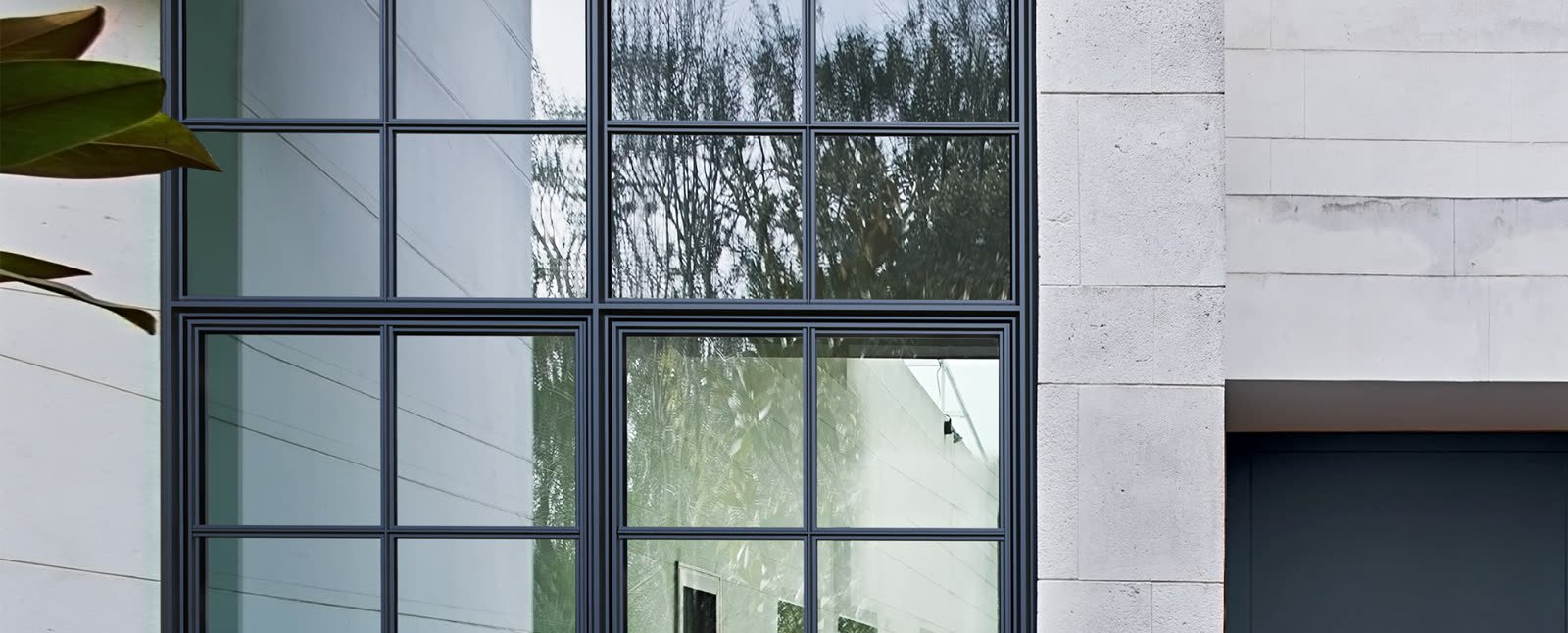 Fenêtres et portes-fenêtres Alu-Steel, système Cortizo Alu-Steel